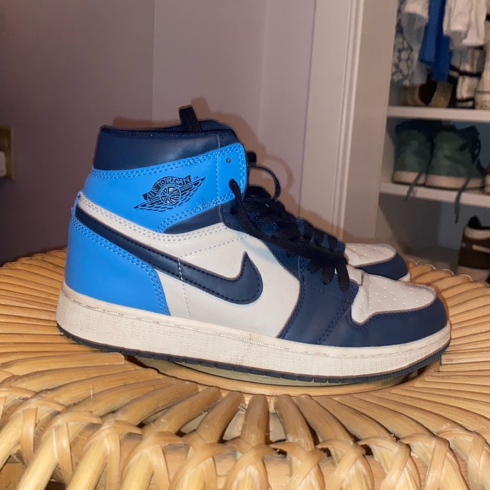 Obsidian Blue Jordan 1